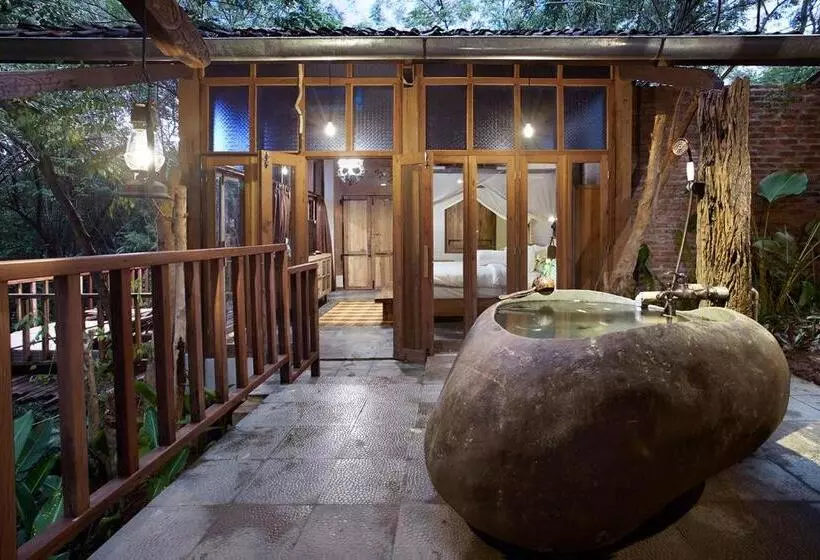 Desa Alamanis Resort Villa