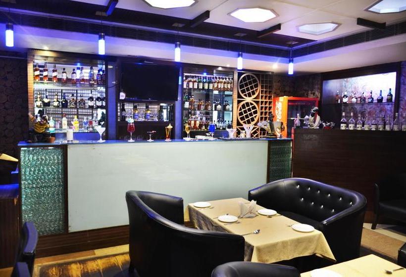 בית מלון כפרי Ajuba Residency