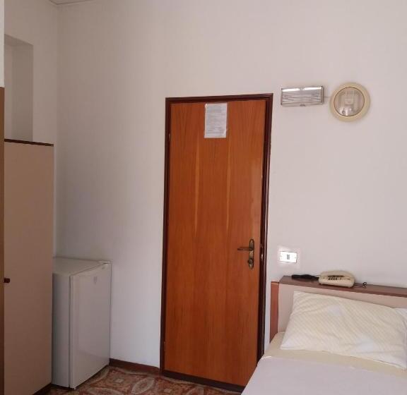 فندق Albergo Europa