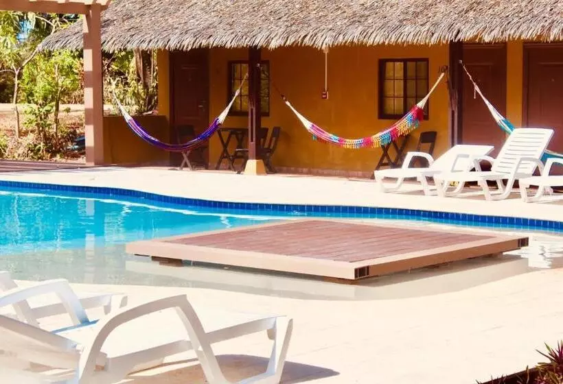 ホテル Las Hamacas