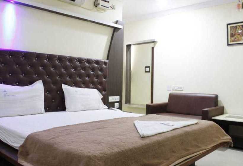 酒店 Meridian Palace