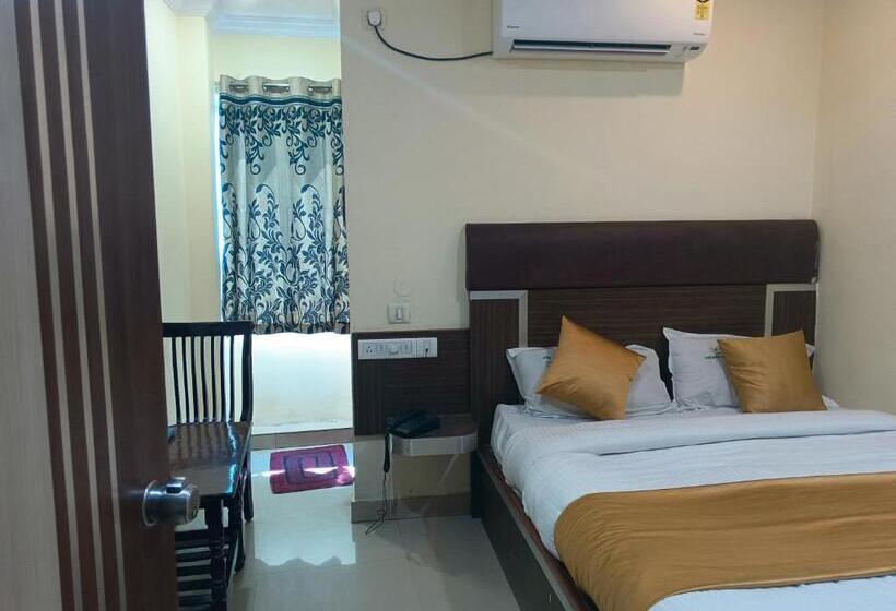 酒店 Meridian Palace