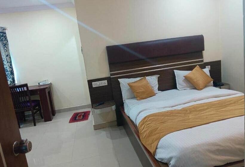 酒店 Meridian Palace