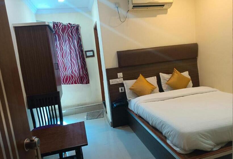 酒店 Meridian Palace