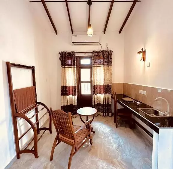 Hotel Riverwood Villa