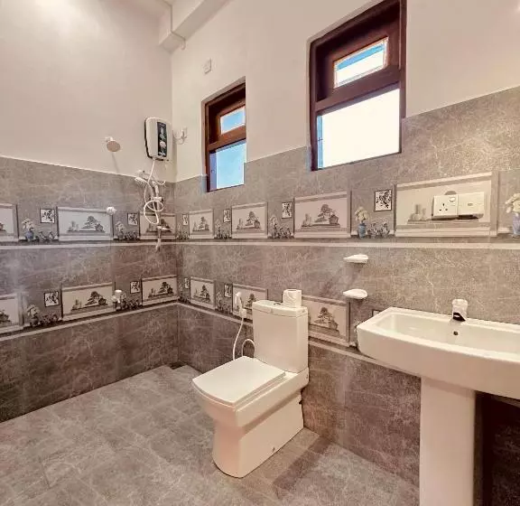 Hotel Riverwood Villa