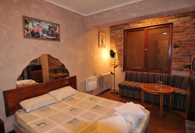 בית מלון כפרי Snow Heaven