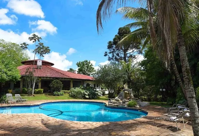 La Tour Hotel Boutique