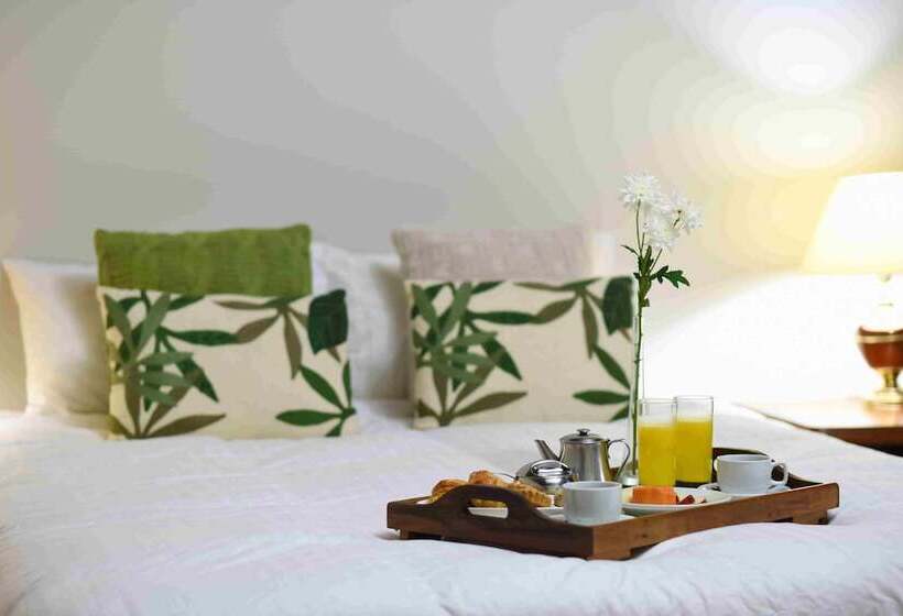 La Tour Hotel Boutique