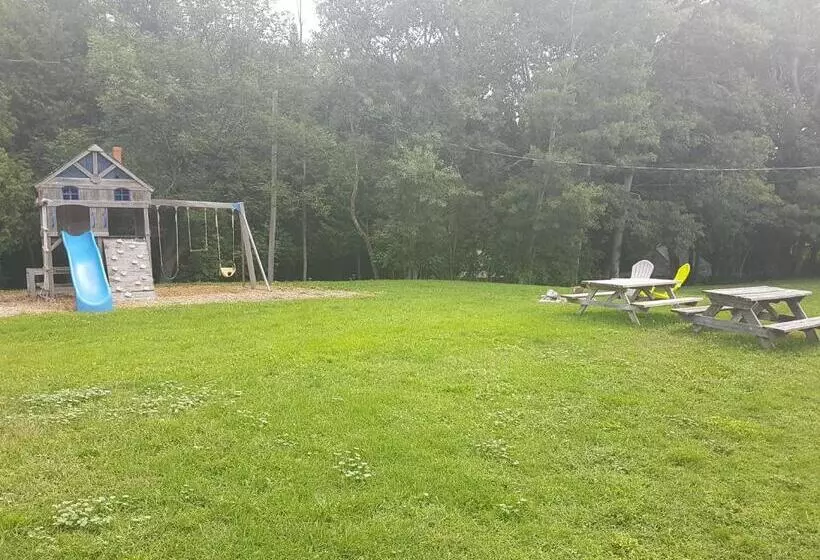 Motelli The Spirit Rock Outpost & Lodge