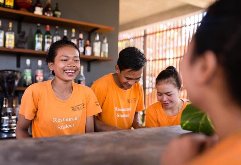 Sala Baï Hotel & Restaurant School