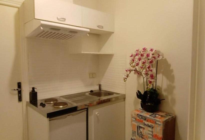 Hostel L & D Chambre D Hôte