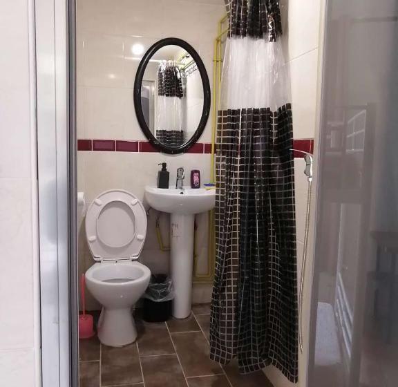 Hostel L & D Chambre D Hôte