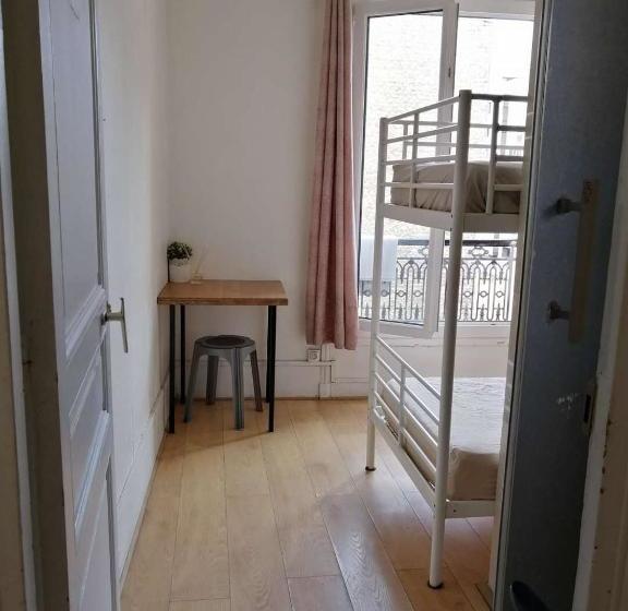 Hostel L & D Chambre D Hôte