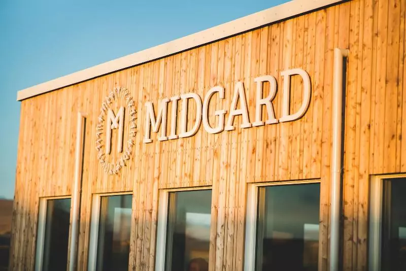 هاستل Midgard Base Camp