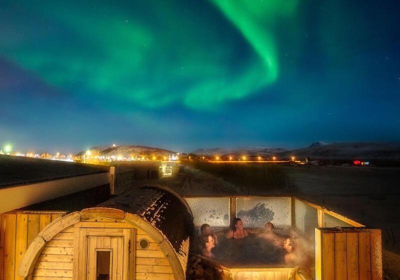 هاستل Midgard Base Camp