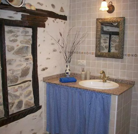 Bed and Breakfast Casa Rural La Llave