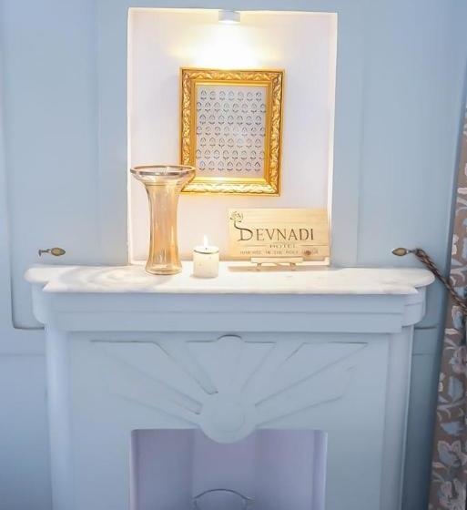 ホテル Devnadi