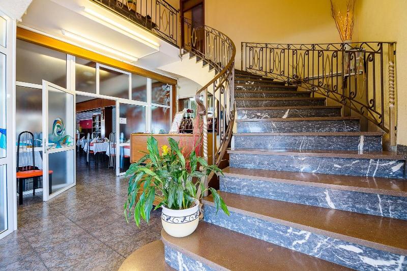 هتل Duc De Vendome