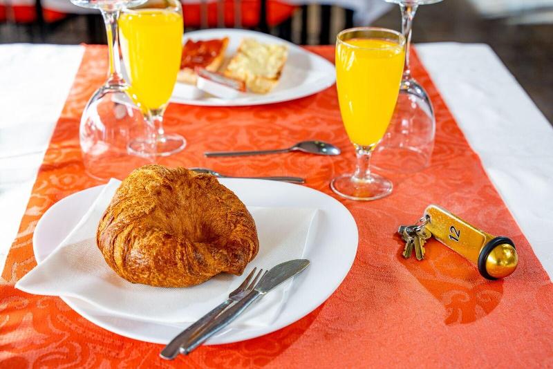 هتل Duc De Vendome