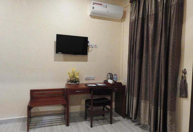 בית מלון כפרי Keys