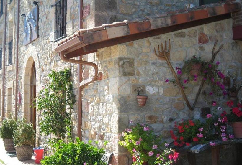 בית מלון כפרי La Pradera De Marta