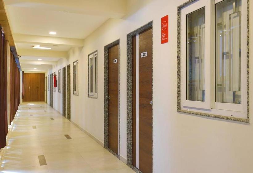 Hotel Spot On 6862  Tulip Plaza