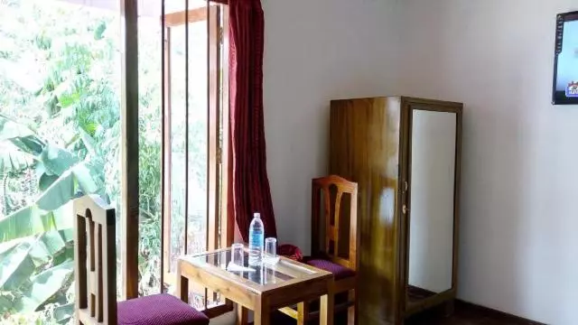 ホテル Satya Anand Cottage Pure Veg And Non Alcoholic