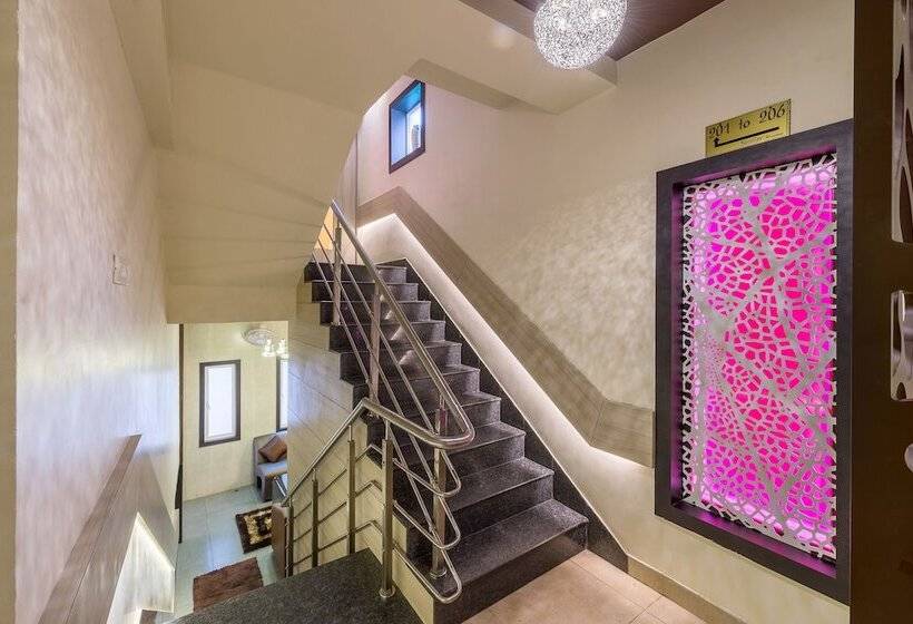 Hotel Treebo Nestlay Airport Alandur