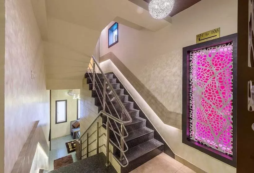 ホテル Treebo Nestlay Airport Alandur