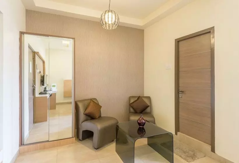 ホテル Treebo Nestlay Airport Alandur