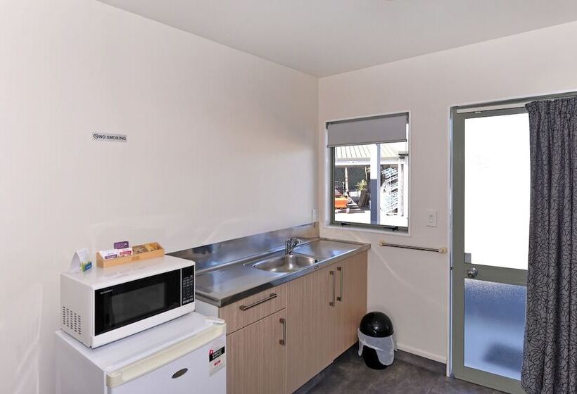 Greenwood Park Motel