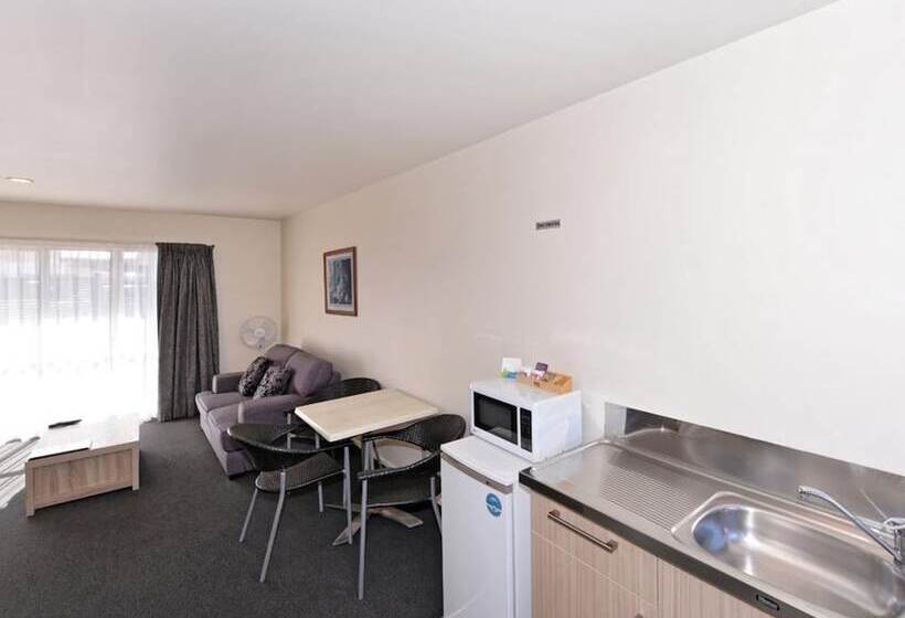 Greenwood Park Motel