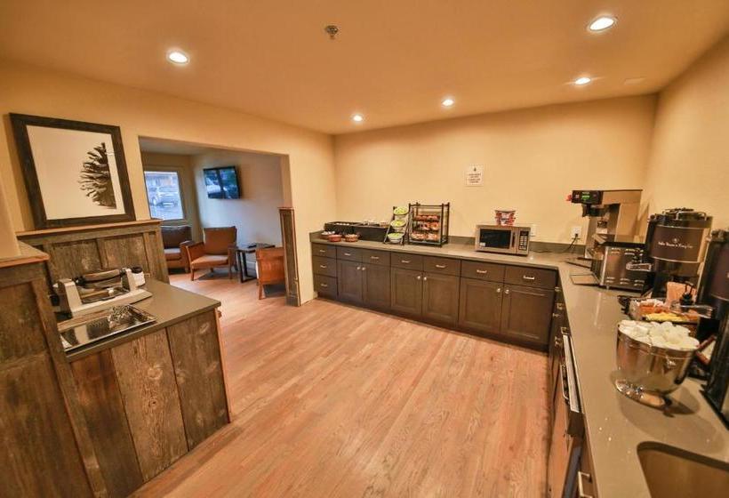 فندق على الطريق Trailhead Inn