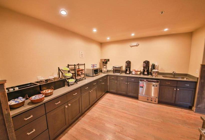 فندق على الطريق Trailhead Inn