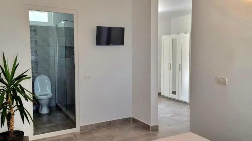 هاستل Vila Dvg Costinesti