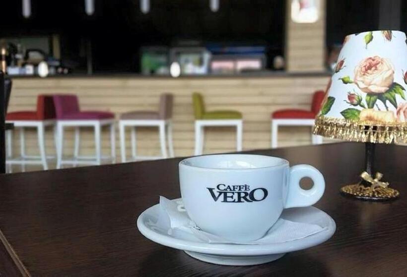 هاستل Vila Dvg Costinesti