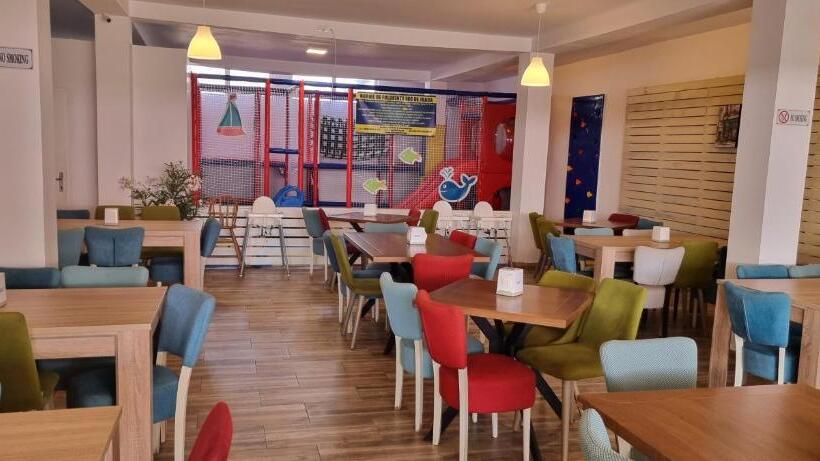 هاستل Vila Dvg Costinesti