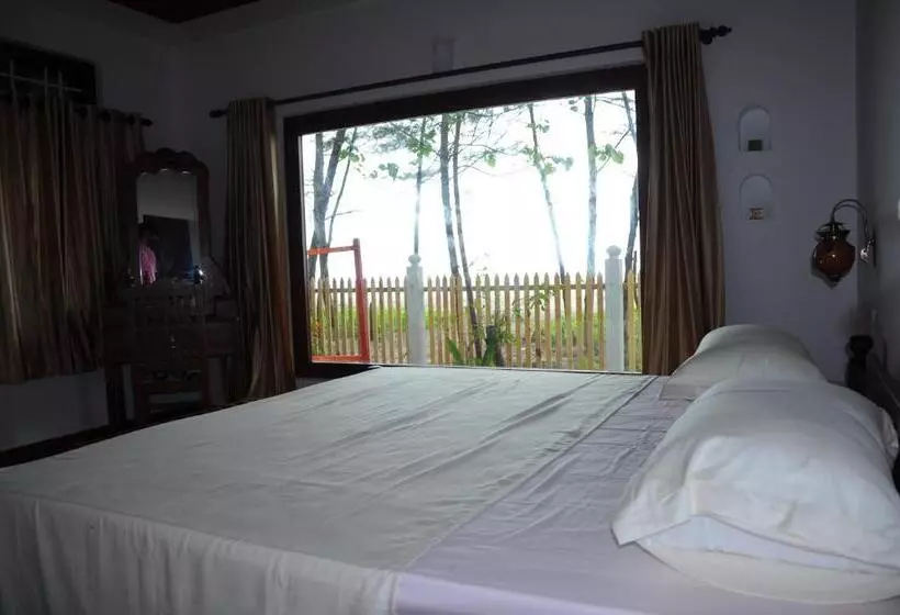 Hotelli Alleppey Beach Garden