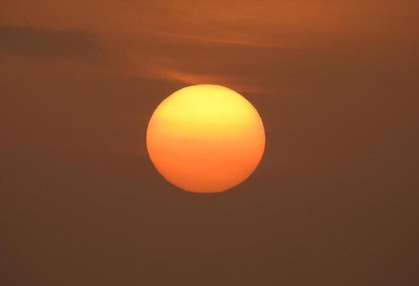 Hotel Alleppey Beach Garden