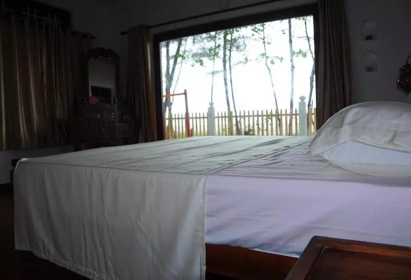 Hotelli Alleppey Beach Garden