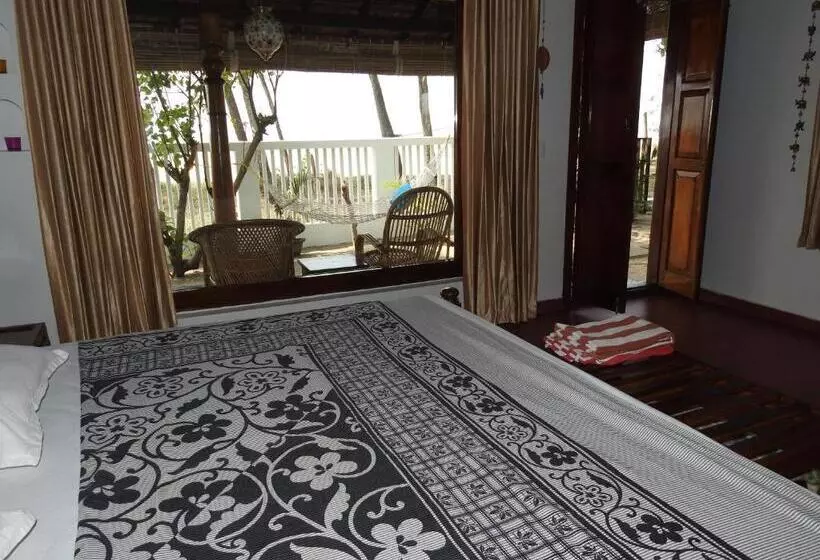 Hotelli Alleppey Beach Garden