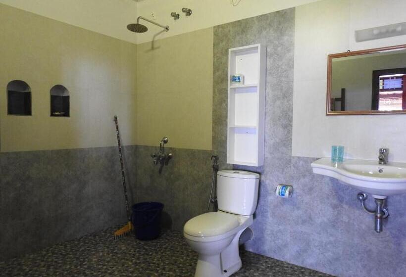 Hotel Alleppey Beach Garden