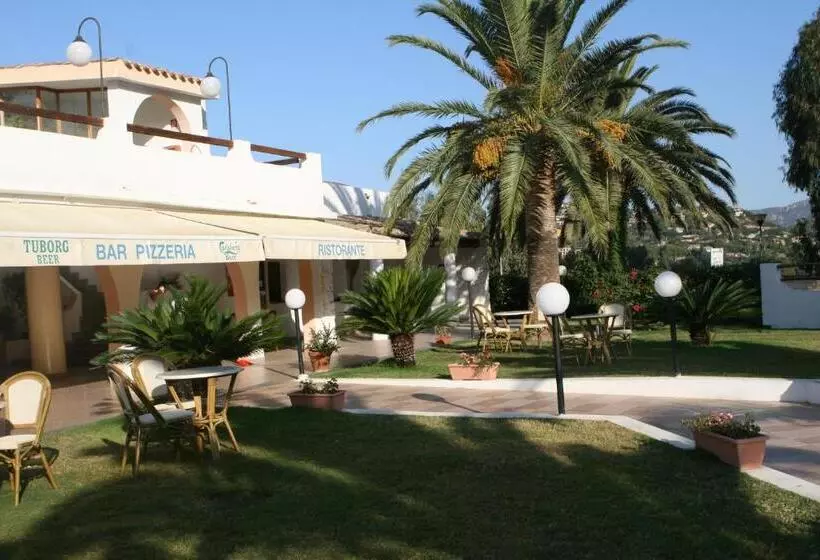 ホテル Il Complesso Saraceno