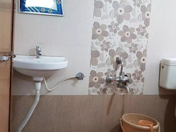 Hotelli Dhruv Palace