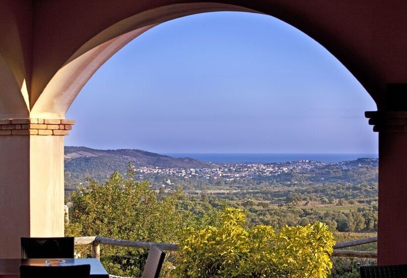 Отель Funtanaena