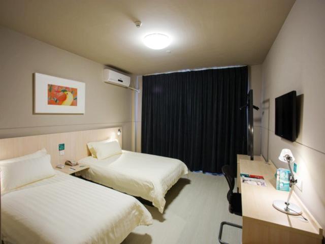 酒店 Jinjiang Inn Kunshan Chunhui Road