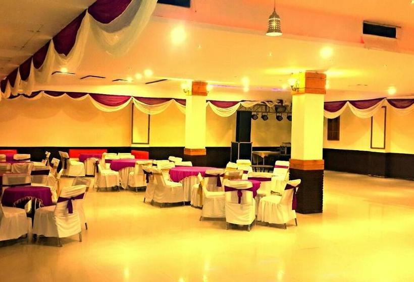 هتل Capital O 5389  Polo Club