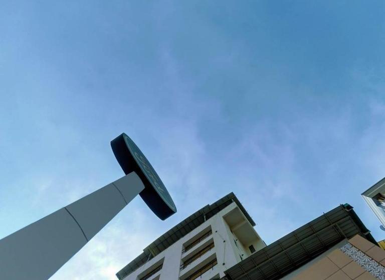 هتل Shreeji Vatika