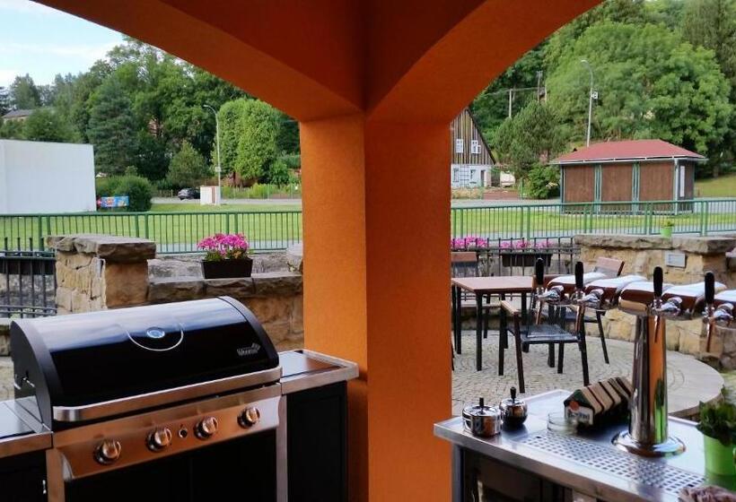 Szálloda Střelnice